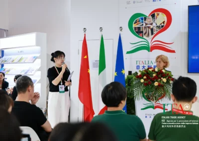 Acoma Book alla fiera del libro di Pechino